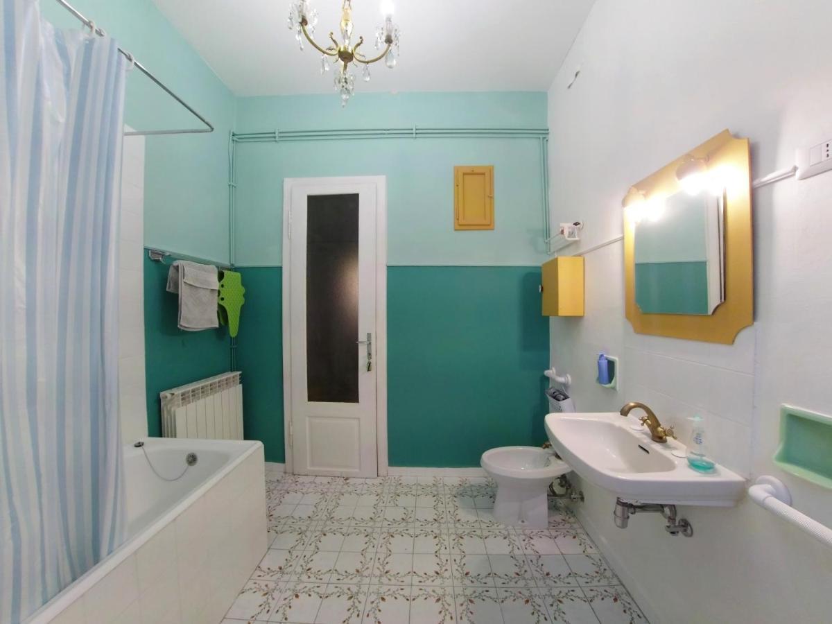 Casa Antica - Historical Apartment In Old City Center Триест Екстериор снимка