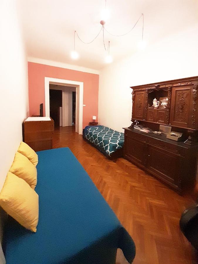 Casa Antica - Historical Apartment In Old City Center Триест Екстериор снимка