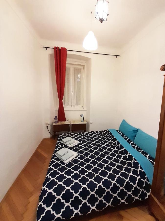 Casa Antica - Historical Apartment In Old City Center Триест Екстериор снимка