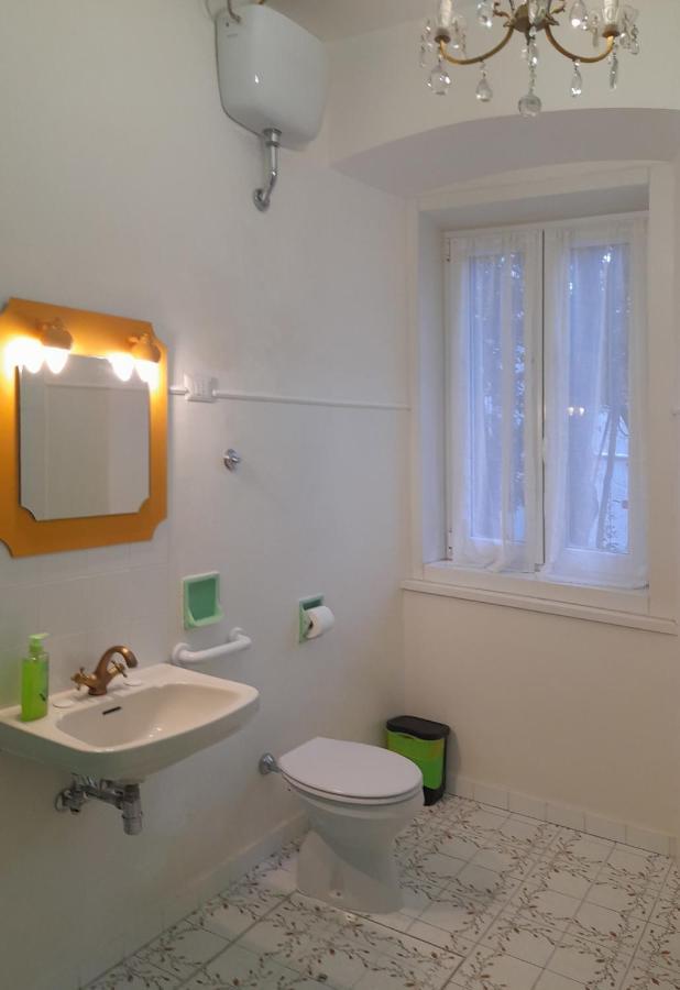 Casa Antica - Historical Apartment In Old City Center Триест Екстериор снимка