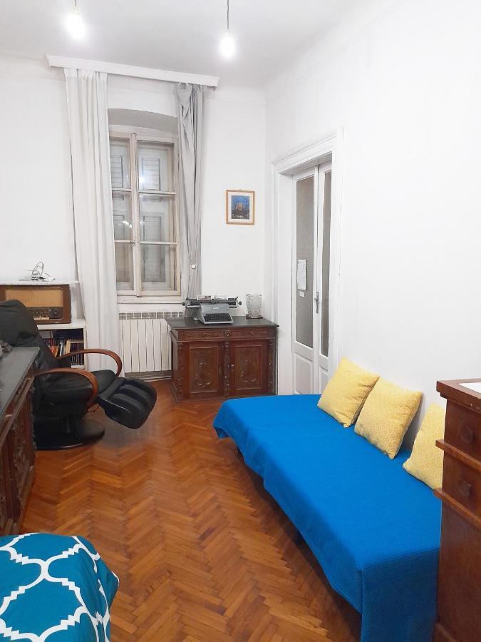 Casa Antica - Historical Apartment In Old City Center Триест Екстериор снимка